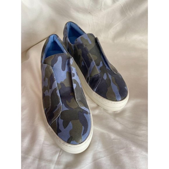 HEIDI SNEAKER BLUE CAMO LEATHER from J/Slides sz 7 - Picture 3 of 6